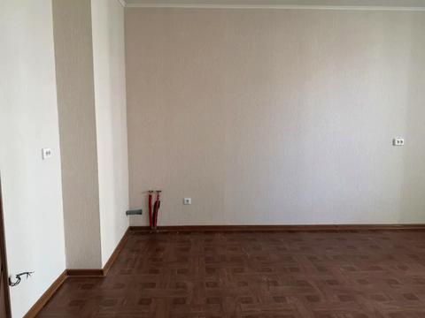 комерційна за адресою Ревуцького вул., 54-А