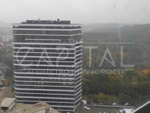 комерційна за адресою Васильківська вул., 1
