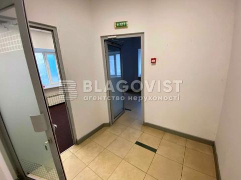 комерційна за адресою Волоська вул., 29