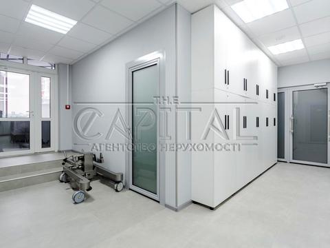 комерційна за адресою Микільсько-Слобідська вул., 8