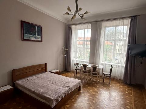квартира по адресу Винниченко ул. (Советская), 10