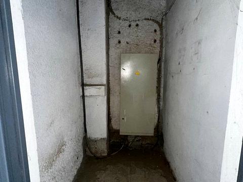 комерційна за адресою Української Перемоги вул. (Академіка Сахарова), 34