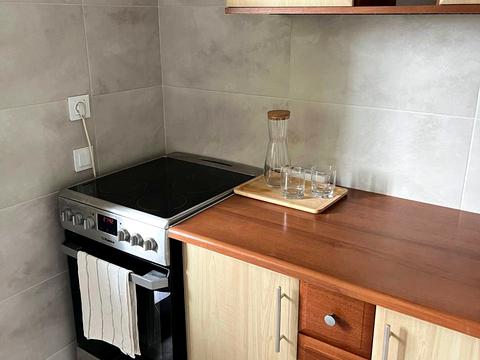 квартира за адресою Анни Ахматової вул., 16-Г