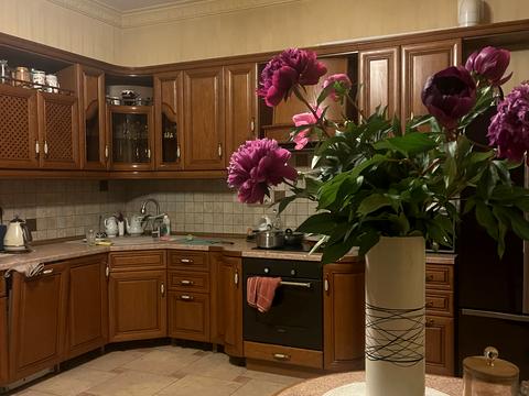 будинок за адресою 12-а Ентузіастів, 18