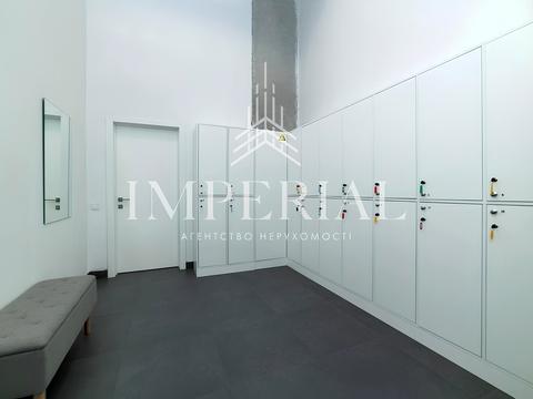 комерційна за адресою Бульварно-Кудрявська вул. (Воровського), 15