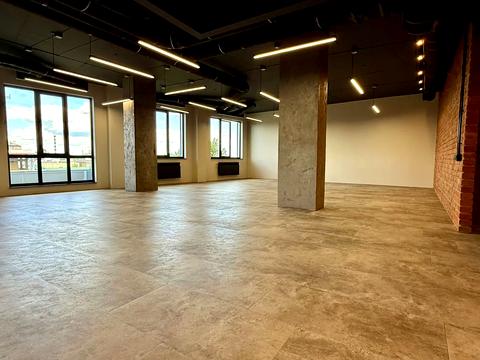 комерційна за адресою Костянтинівська вул., 75