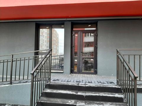 комерційна за адресою Кругла вул., 5-Б