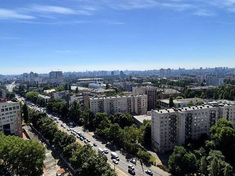 квартира за адресою Авіаконструктора Ігоря Сікорського вул. (Танкова), 1