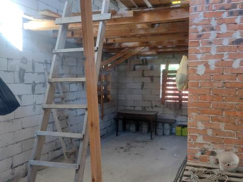 будинок за адресою Будівельників, 13