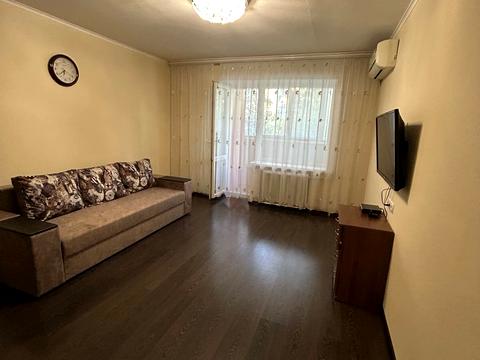 квартира за адресою Кирила Осьмака вул., 43