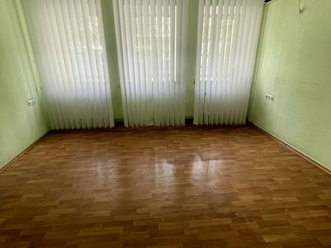 комерційна за адресою Архітектора Олега Петрова вул. (Чернишевського), 31