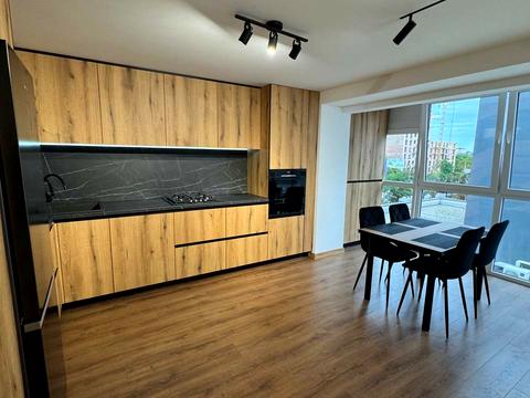 квартира по адресу Степана Бандеры ул., 77-Б