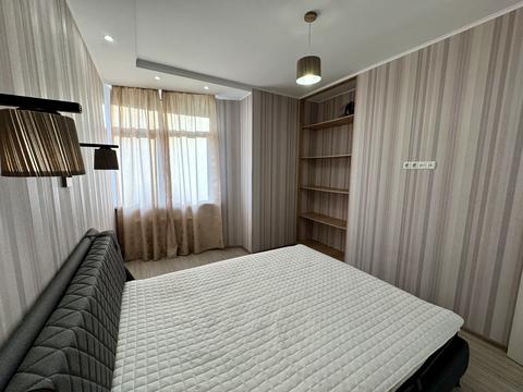 квартира за адресою Анни Ахматової вул., 22