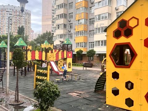 квартира за адресою Олени Пчілки вул., 3-В