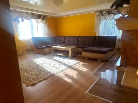 будинок за адресою Академіка Малиновського вул.
