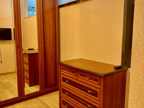 квартира по адресу Академика Глушкова просп., 9-В