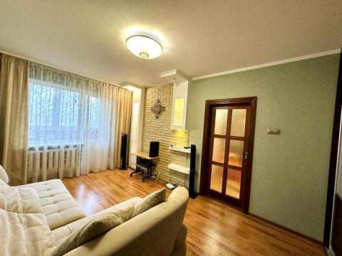квартира за адресою Панаса Мирного вул., 28/2