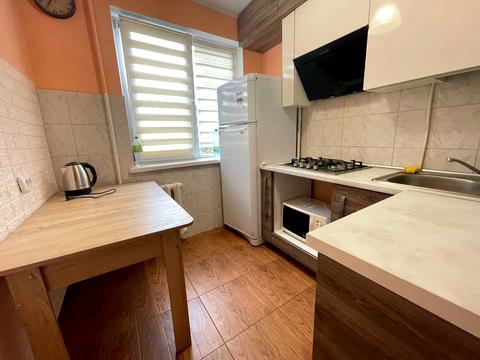 квартира за адресою Дмитра Яворницького вул. (), 5