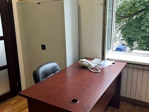 комерційна за адресою Київ, Євгена Чикаленка вул. (Пушкінська), 20