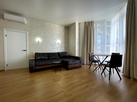 квартира за адресою Андрія Верхогляда вул. (Михайла Драгомирова), 14-А