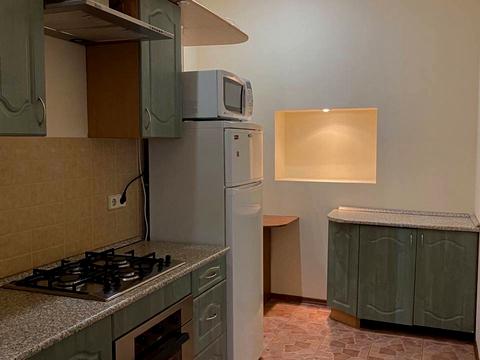 коммерческая по адресу Богдана Хмельницкого ул., 42/32