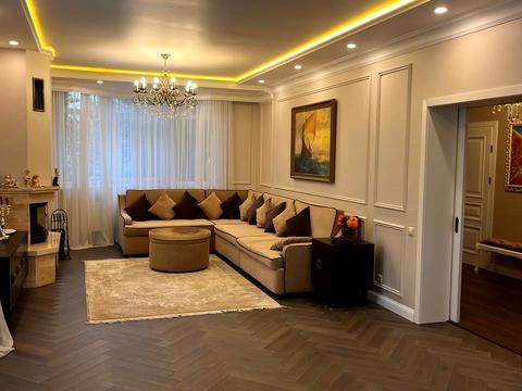 будинок за адресою с. Музичі, Центральна