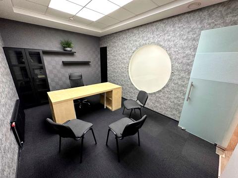коммерческая по адресу Евгения Коновальца ул. (Щорса), 32-Б