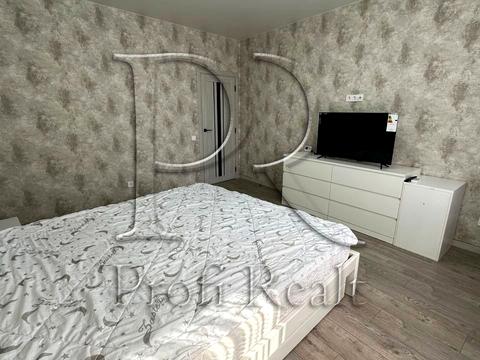 квартира за адресою Героїв Небесної Сотні просп., 16/10
