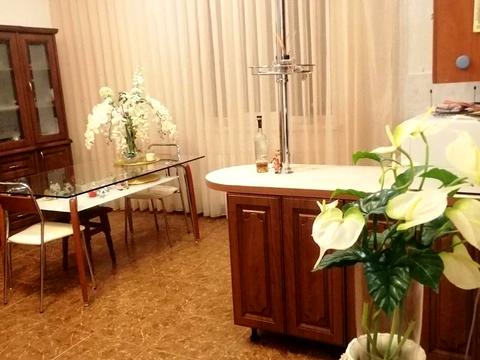 будинок за адресою Першотравнева вул.