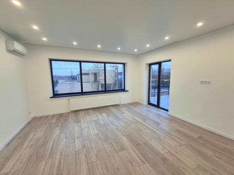 будинок за адресою Центральна вул.