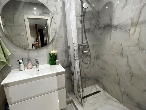 квартира за адресою Калинова вул., 83
