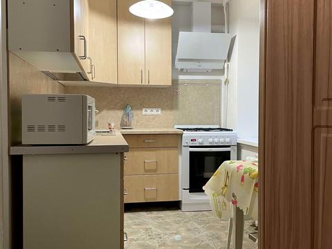 квартира за адресою Дніпровська набережна вул., 9