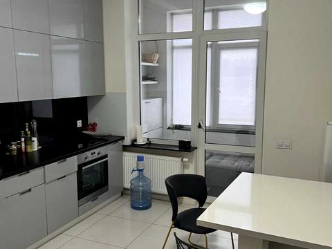 квартира за адресою Андрія Верхогляда вул. (Михайла Драгомирова), 7