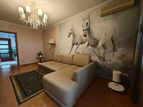 квартира за адресою Драгоманова вул., 14