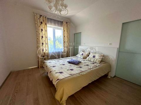 дом по адресу Космонавтів