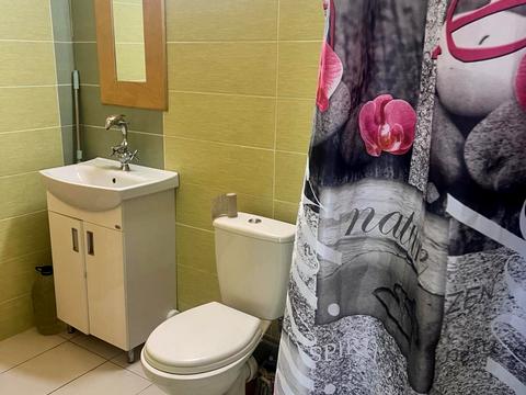 дом по адресу лесі українки, 8