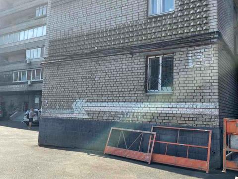 комерційна за адресою Князя Володимира Великого вул. (Плеханова), 15-Б