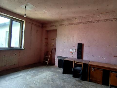 комерційна за адресою Плугова вул., 6а