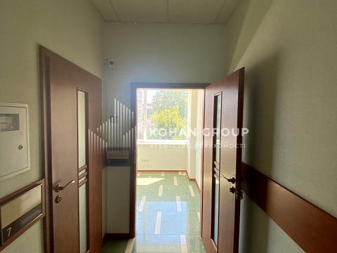 комерційна за адресою Грушевського вул., 45