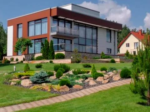 будинок за адресою Лісна
