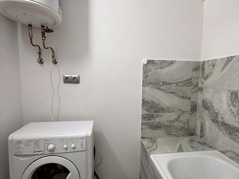 квартира по адресу Молодёжи просп., 10