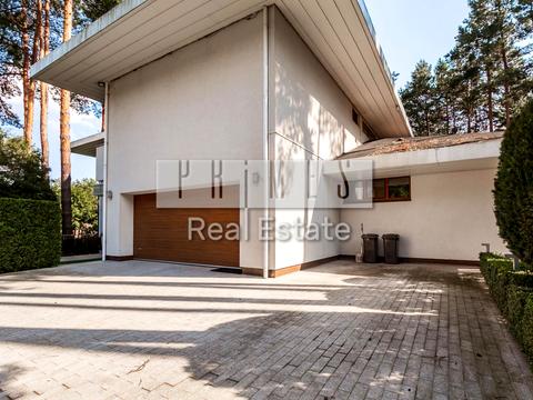 будинок за адресою Осіння