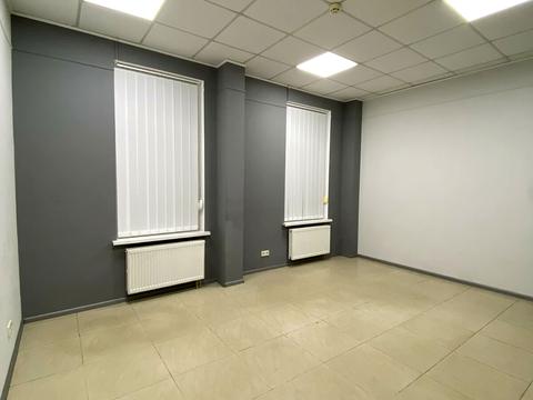 комерційна за адресою Байди Вишневецького вул., 56