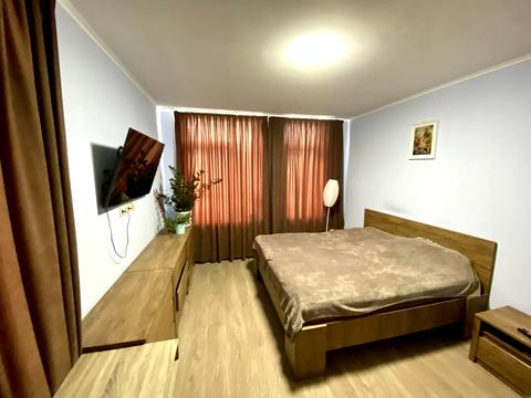 квартира за адресою Олени Степанівни вул. (Ленінградська), 12