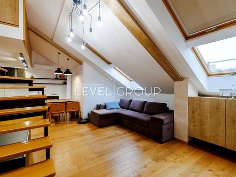 квартира за адресою Регенераторна вул., 4 к11