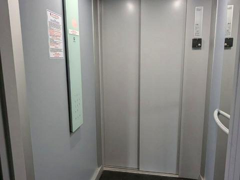 квартира за адресою Миколи Боголюбова вул., 5