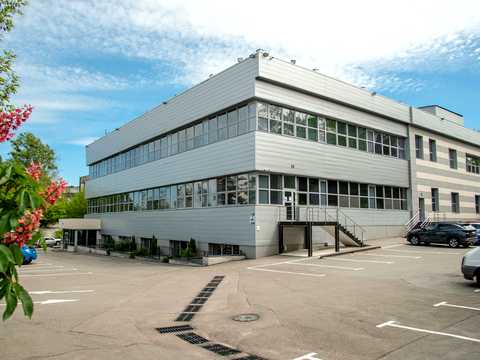 комерційна за адресою Охтирський пров., 7
