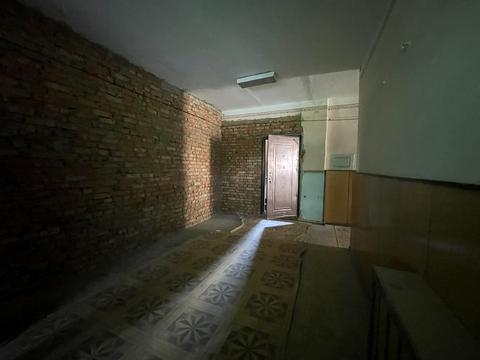 комерційна за адресою вул. Центральна, 303