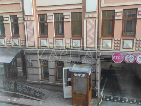 коммерческая по адресу Верхній Вал ул., 4