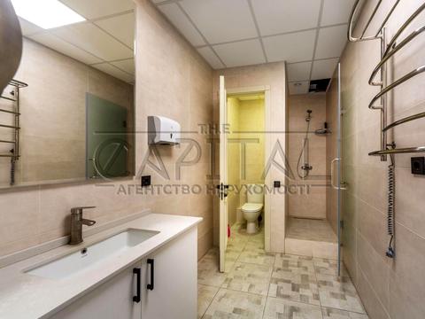 комерційна за адресою Жилянська вул., 118